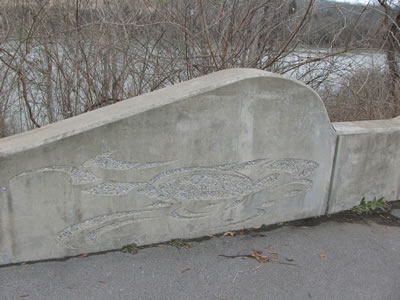 Walls along the path at Amulet Overlook