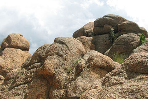 the rock outcropping Lightning Point