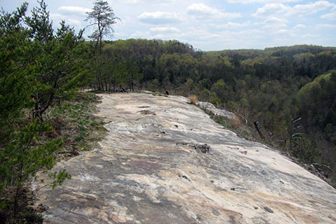 the exposed sandstone of Thompson Overlook